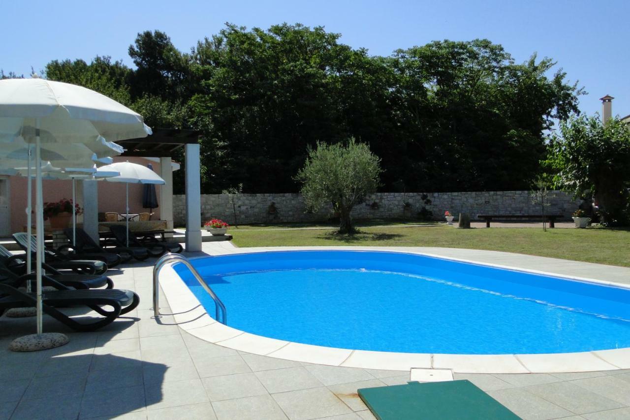 Apartments Villa Maran Umag Exterior photo