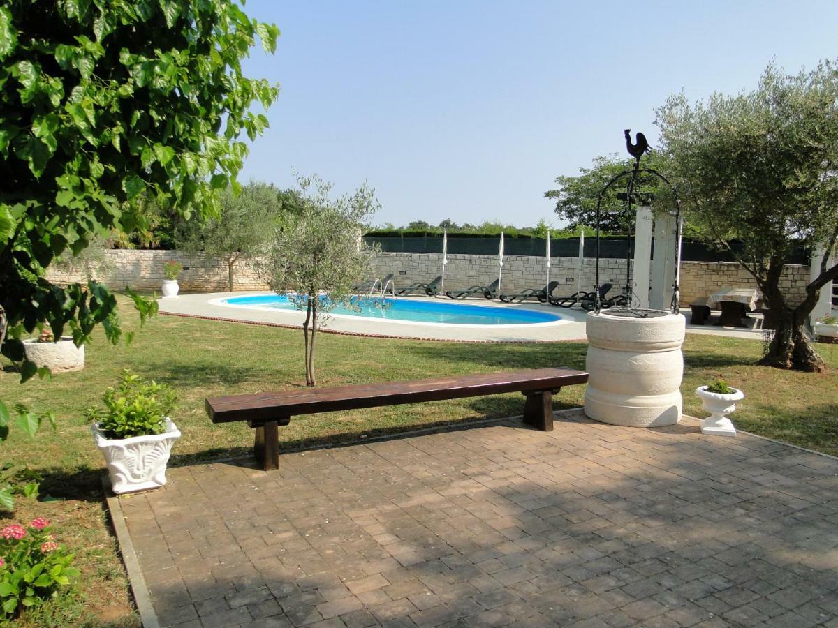 Apartments Villa Maran Umag Exterior photo