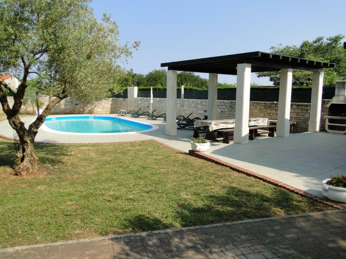 Apartments Villa Maran Umag Exterior photo